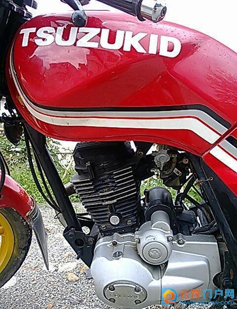 ӥ125