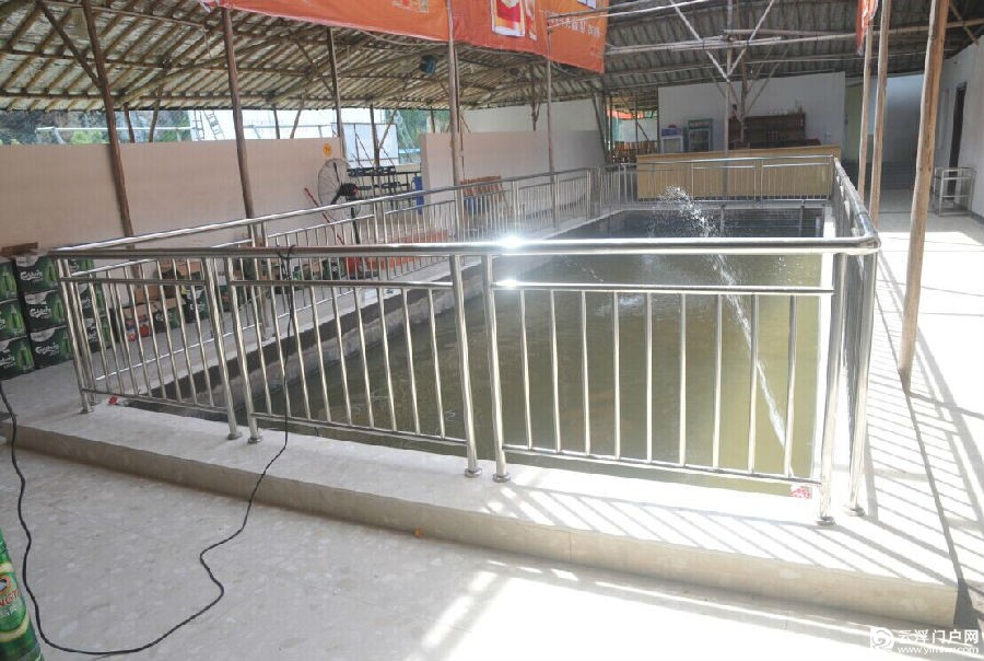 蟠龙山庄农家特色菜土味、绿味,让您回味无穷! 蟠龙山庄农家特色菜土味、绿味,让您回味无穷!