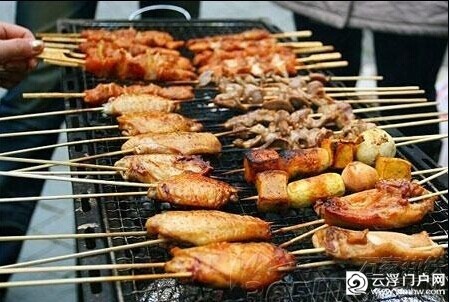 蟠龙山庄农家特色菜土味、绿味,让您回味无穷! 蟠龙山庄农家特色菜土味、绿味,让您回味无穷!