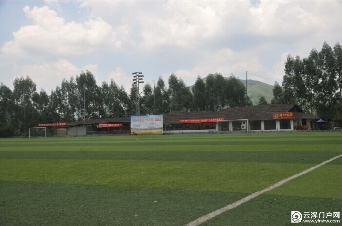 蟠龙山庄农家特色菜土味、绿味,让您回味无穷! 蟠龙山庄农家特色菜土味、绿味,让您回味无穷!